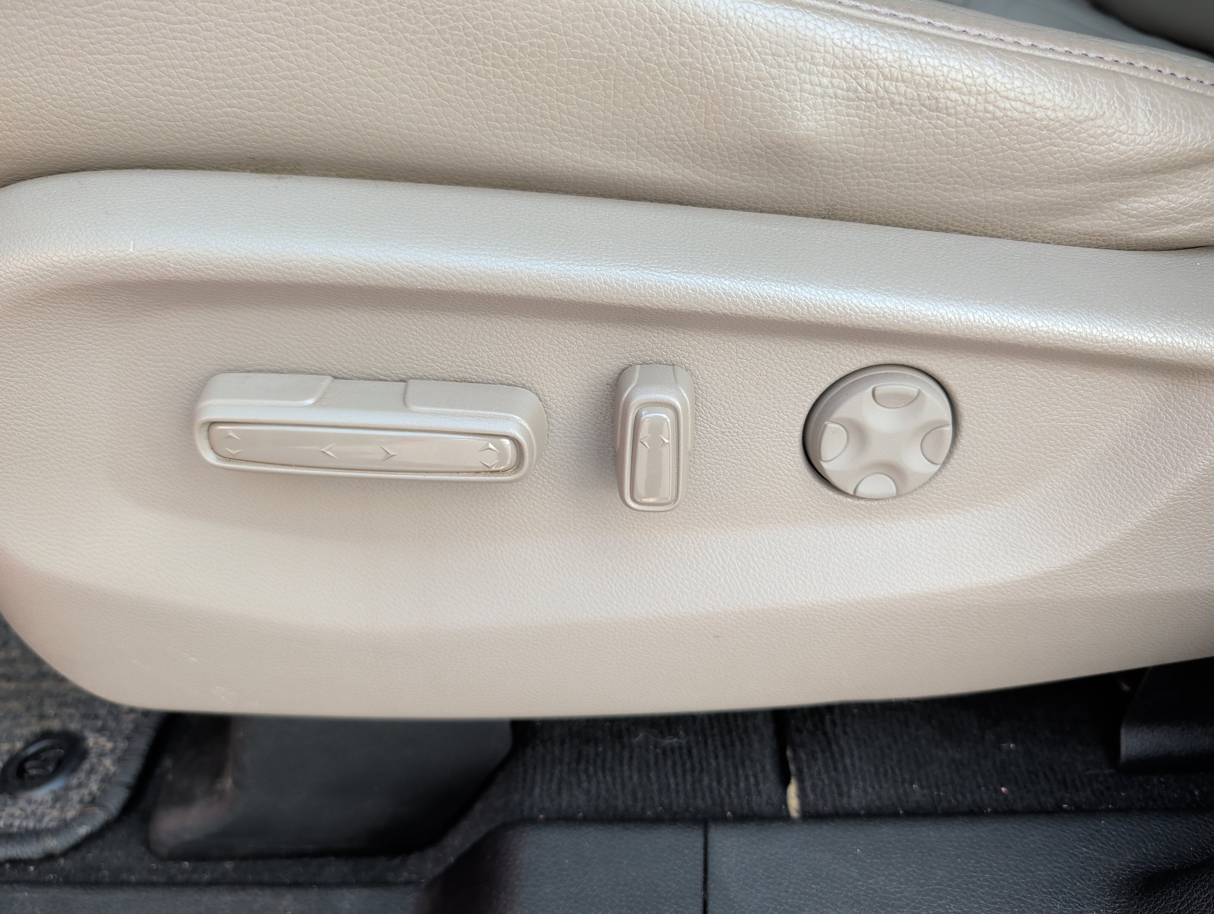 Used 2023 Honda Odyssey Touring image 14