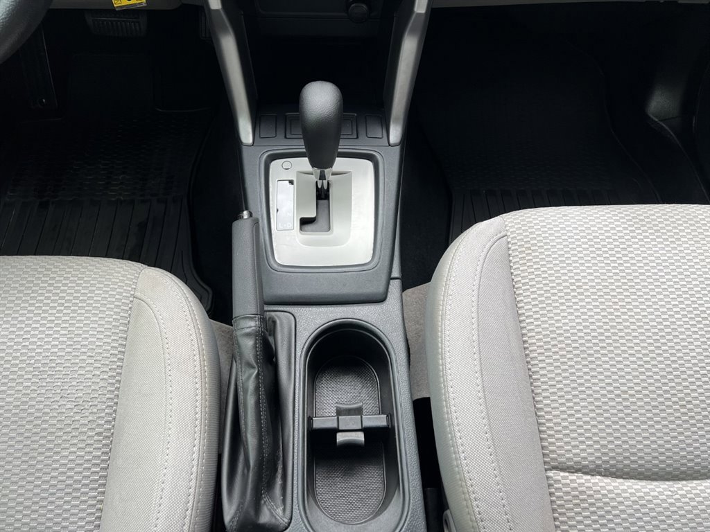 Used 2015 Subaru Forester 2.5i w/ Alloy Wheel Package AWD/4WD image 23