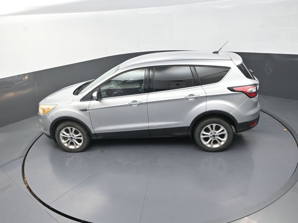 Used 2017 Ford Escape SE image 18