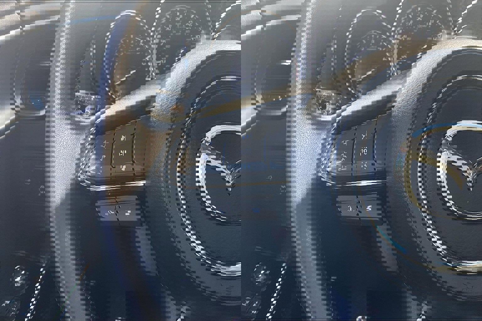 Used 2023 MAZDA CX-9 Touring image 23