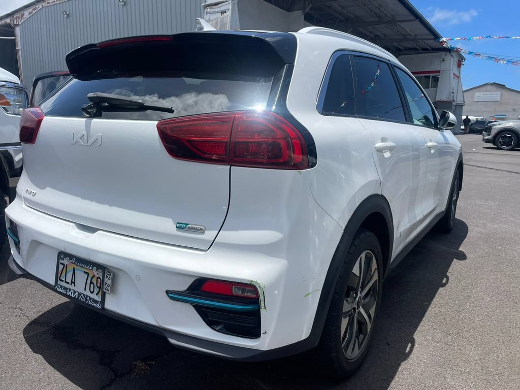 Used 2022 Kia Niro EX Premium FWD image 5
