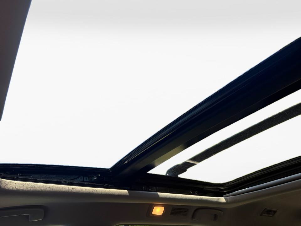 New 2026 Nissan Pathfinder Platinum FWD image 21