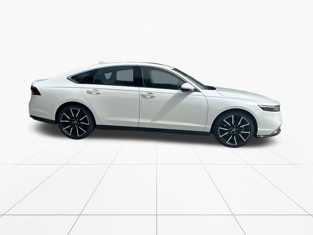 New 2026 Honda Accord Touring image 9