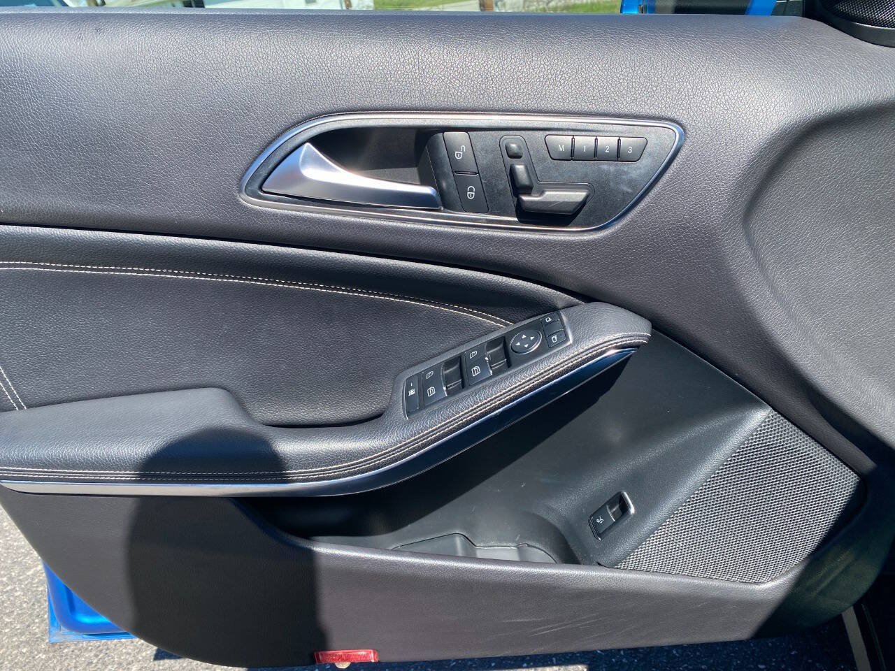 Used 2015 Mercedes-Benz GLA 250 4MATIC image 11