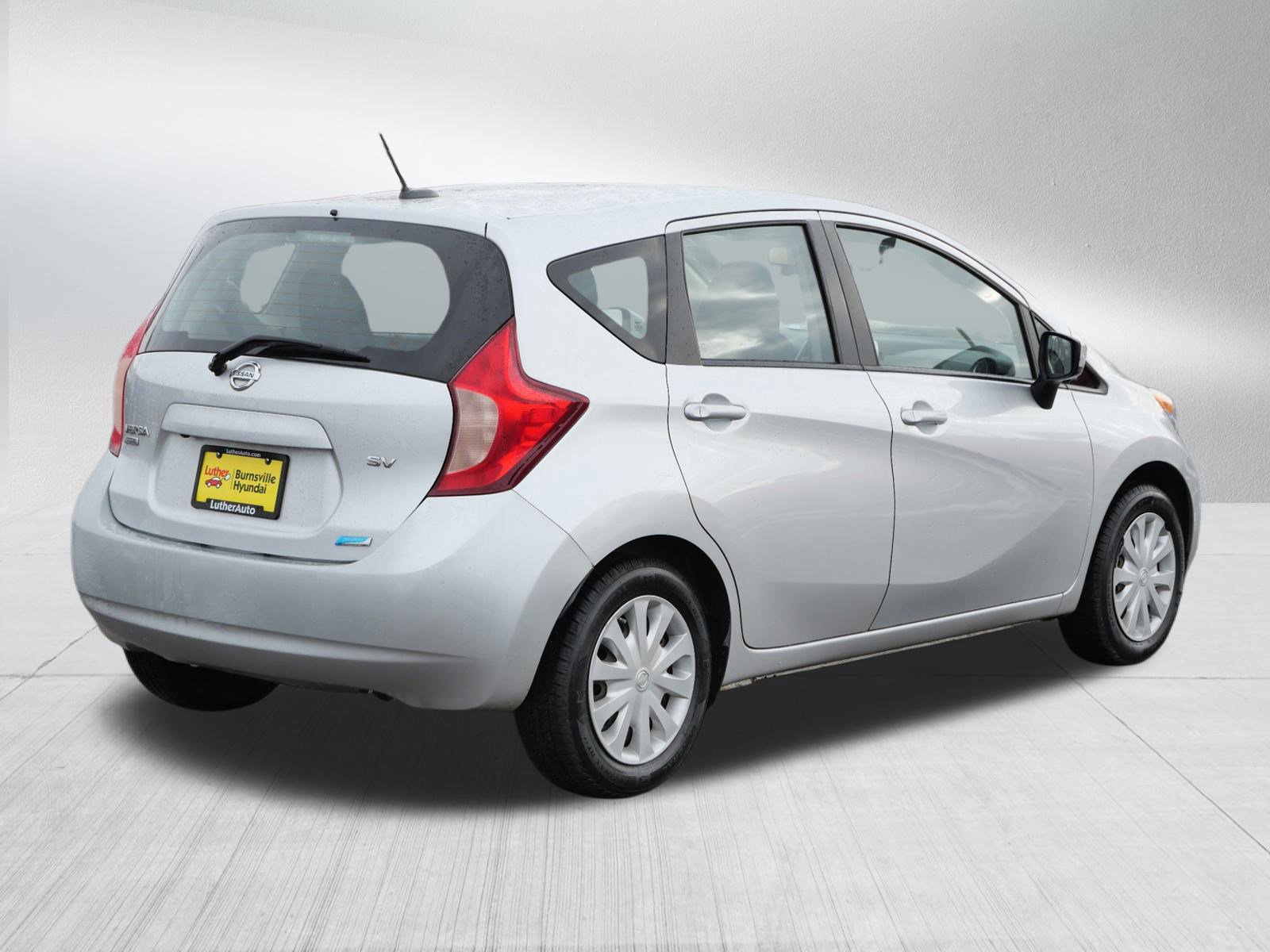 Used 2016 Nissan Versa Note SV image 7