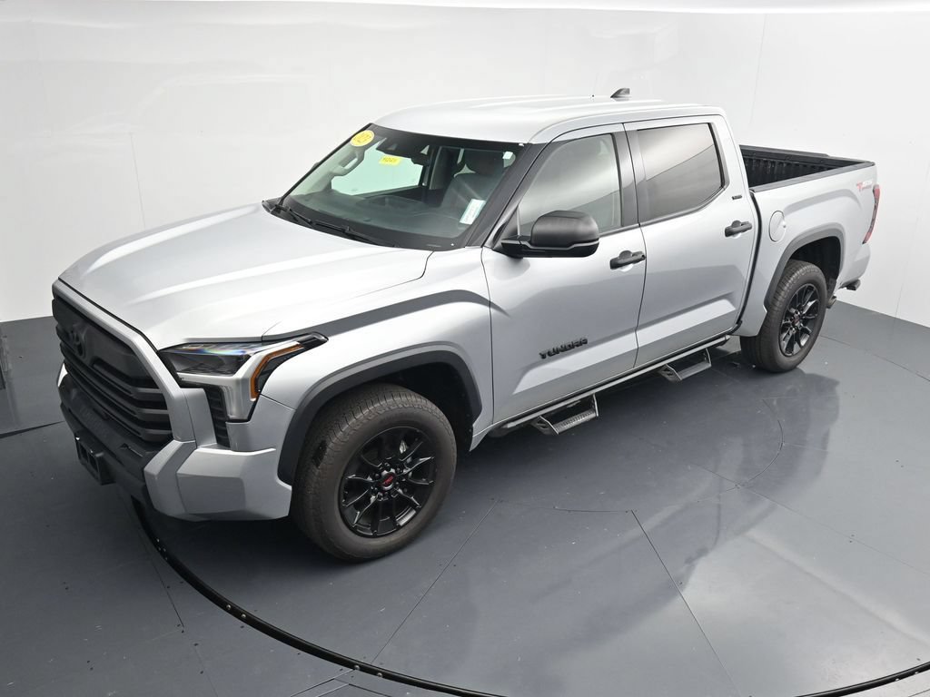 Used 2023 Toyota Tundra SR5 AWD/4WD image 18