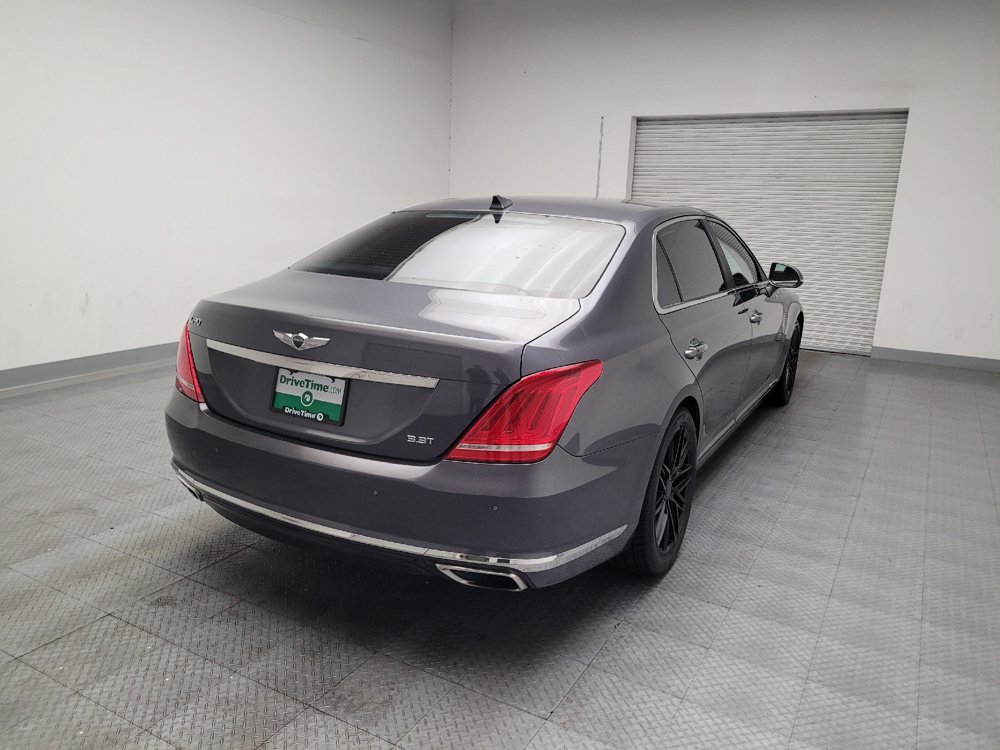 Used 2017 Genesis G90 3.3T Premium RWD image 9