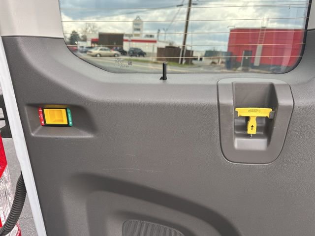 Used 2024 Ford Transit 350 XLT image 27