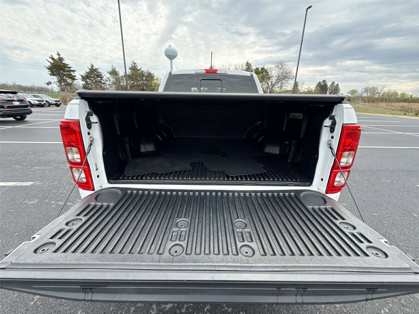 Used 2019 Ford Ranger XL w/ Equipment Group 101A Mid image 15