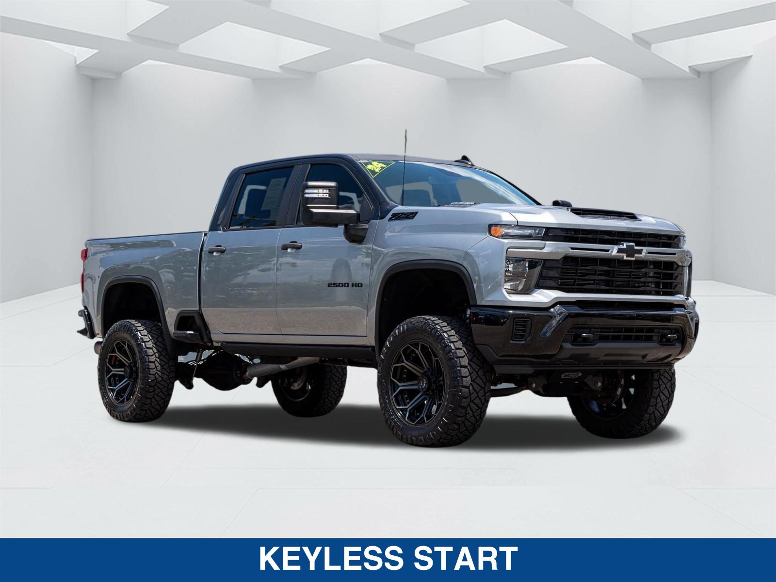 Used 2024 Chevrolet Silverado 2500 Custom w/ Custom Value Package AWD/4WD video 3