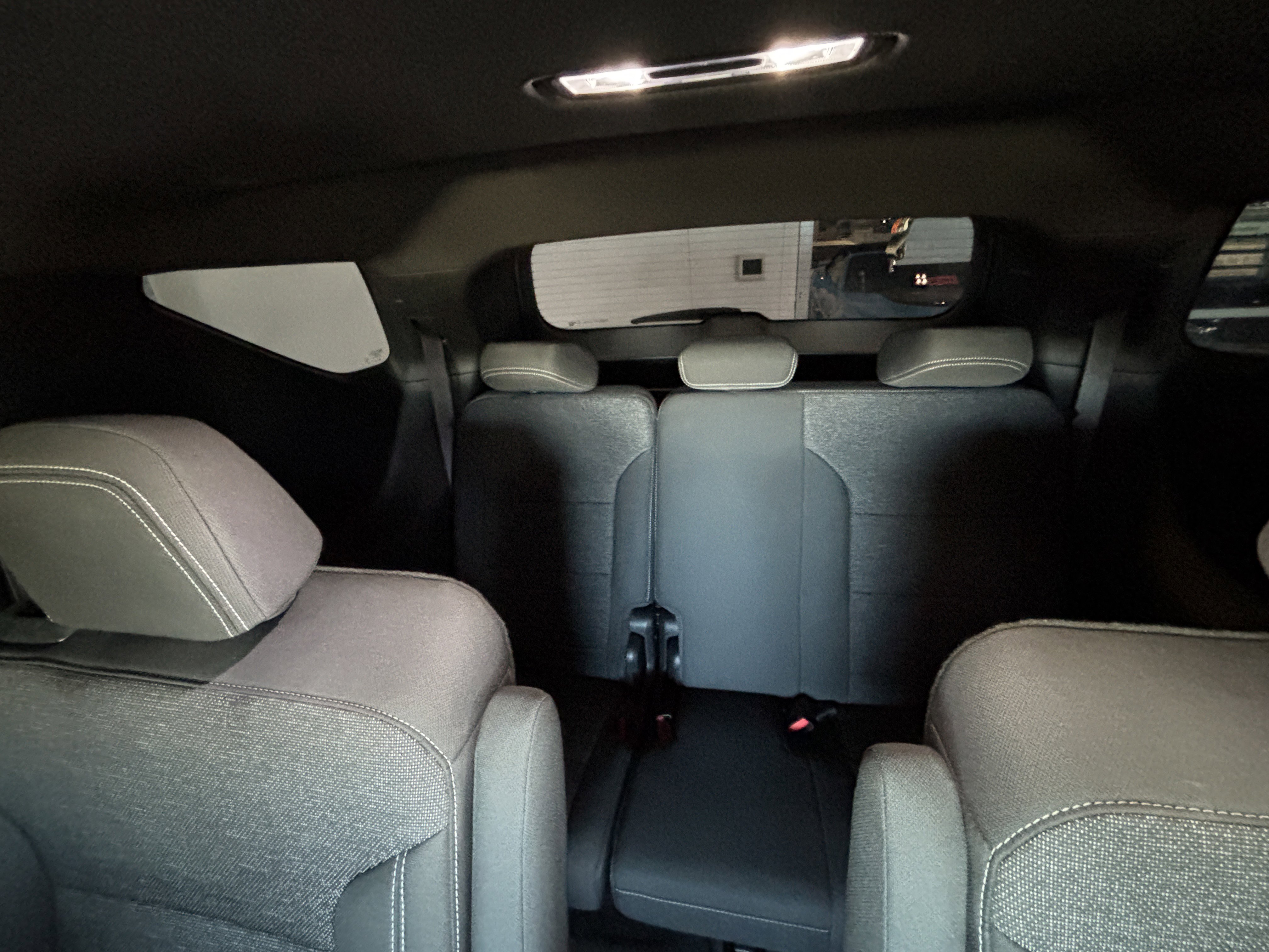 Used 2025 Chevrolet Traverse LT w/ Sun and Wheel Package image 19