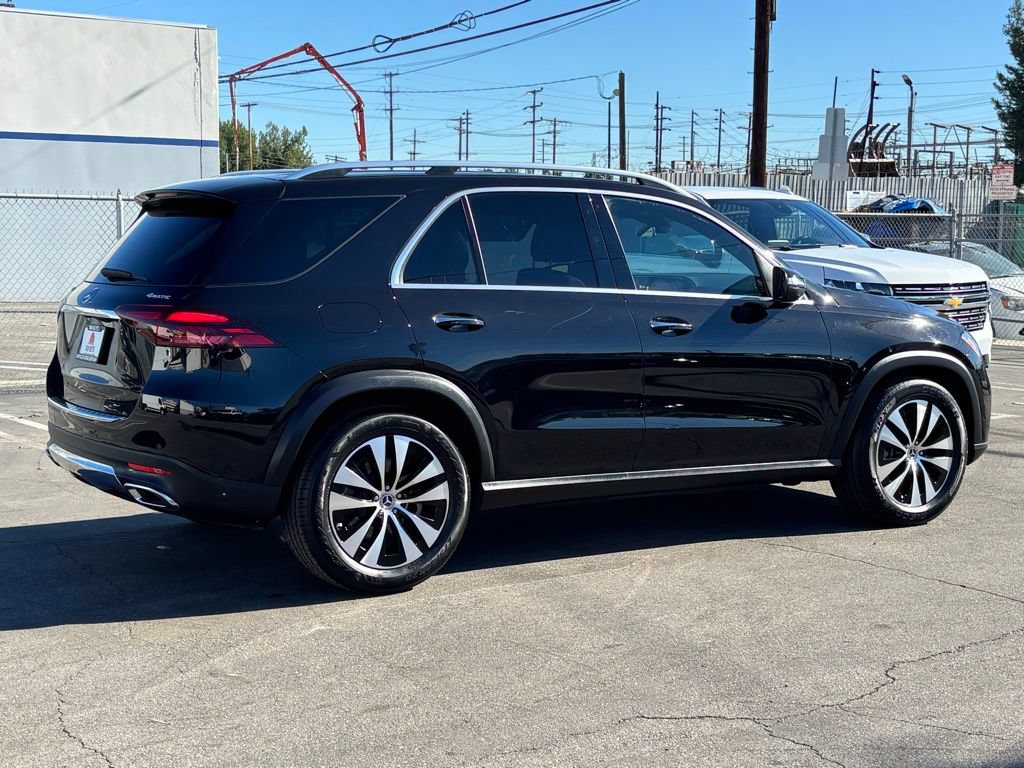Used 2025 Mercedes-Benz GLE 450 4MATIC image 3