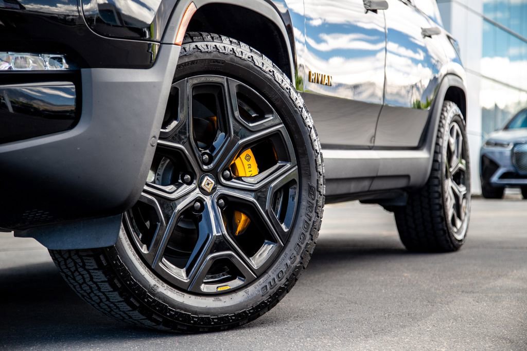 Used 2023 Rivian R1S Adventure AWD/4WD image 9