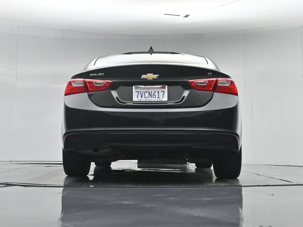 Used 2017 Chevrolet Malibu LT w/ Leather Package FWD image 54