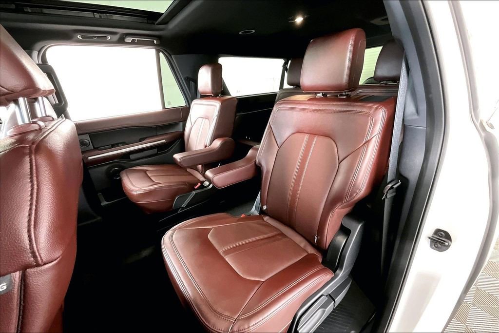 Used 2022 Ford Expedition Max Limited image 26
