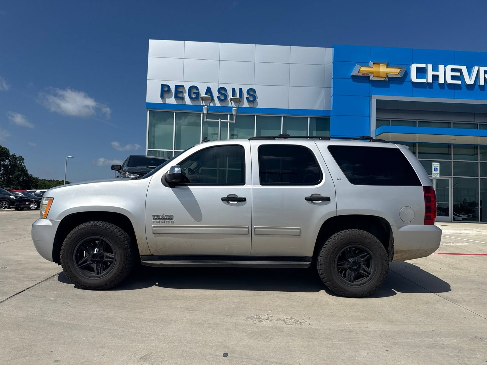 Used 2011 Chevrolet Tahoe LT w/ Texas Edition AWD/4WD video 2