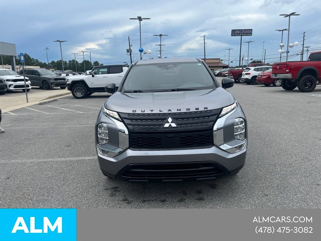 Used 2022 Mitsubishi Outlander SE FWD image 25