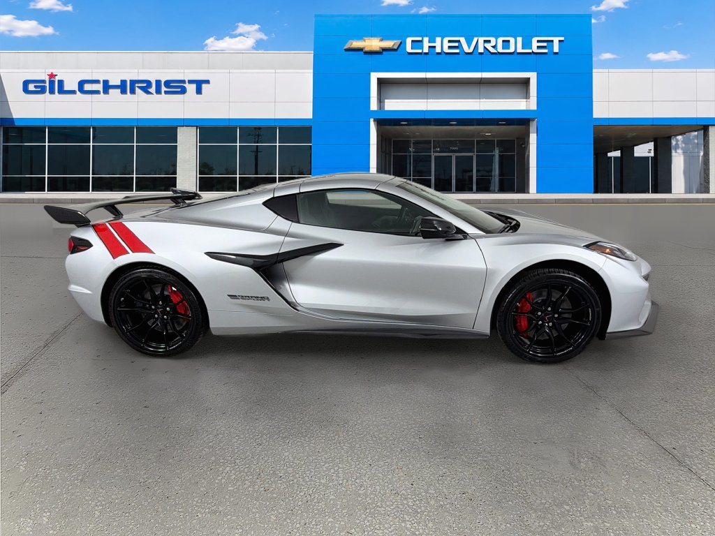 New 2027 Chevrolet Corvette Grand Sport w/ Battery Protection Package RWD image 9