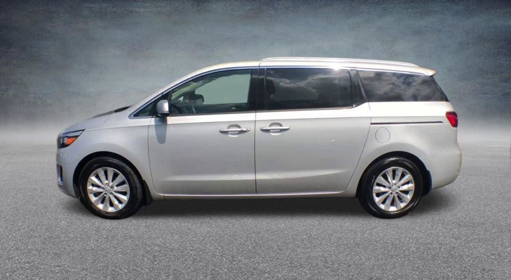 Used 2018 Kia Sedona EX image 11