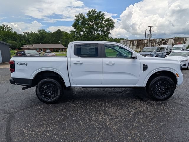 Used 2025 Ford Ranger Lariat w/ Black Appearance Package AWD/4WD image 5
