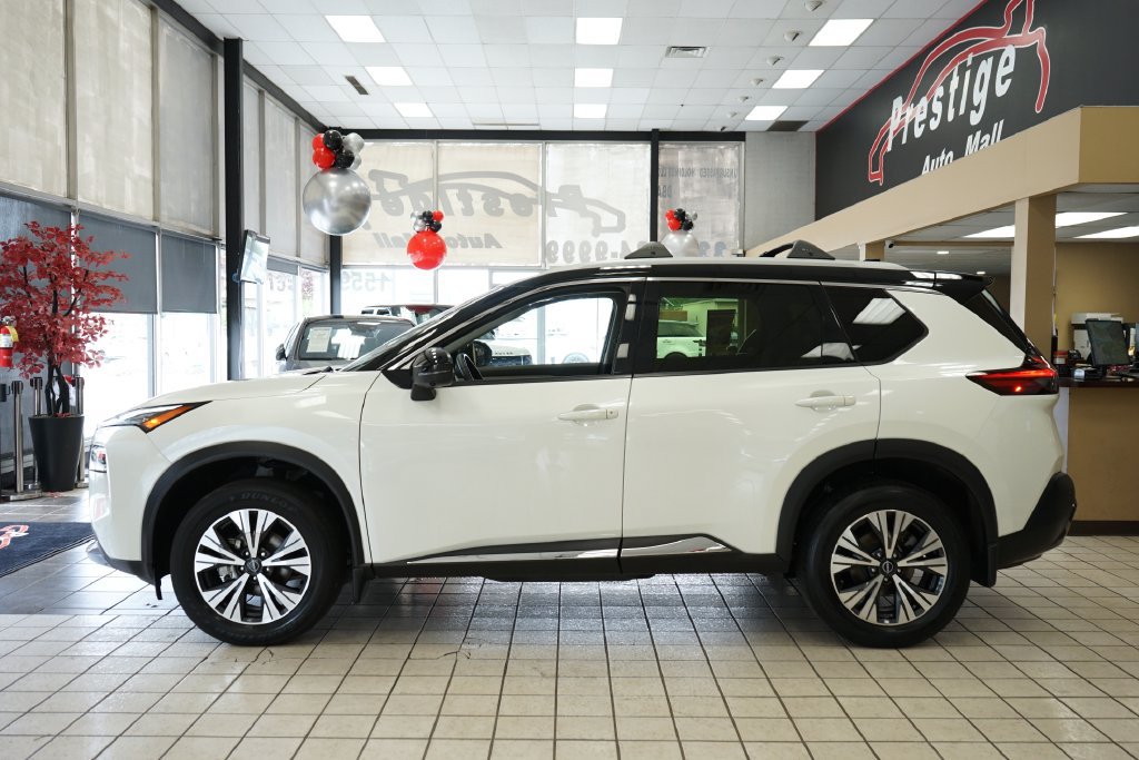 Used 2023 Nissan Rogue SL AWD/4WD image 3