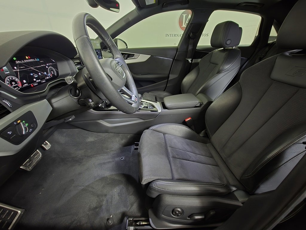Used 2022 Audi A4 2.0T Premium Plus w/ Premium Plus Package image 13