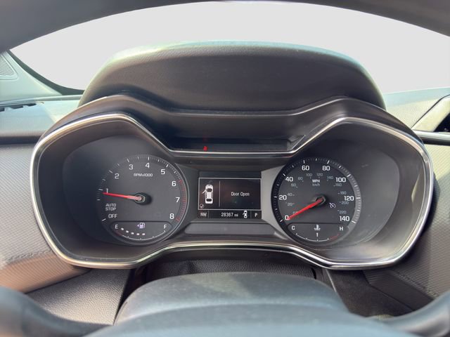 Used 2023 Chevrolet TrailBlazer LT FWD image 11