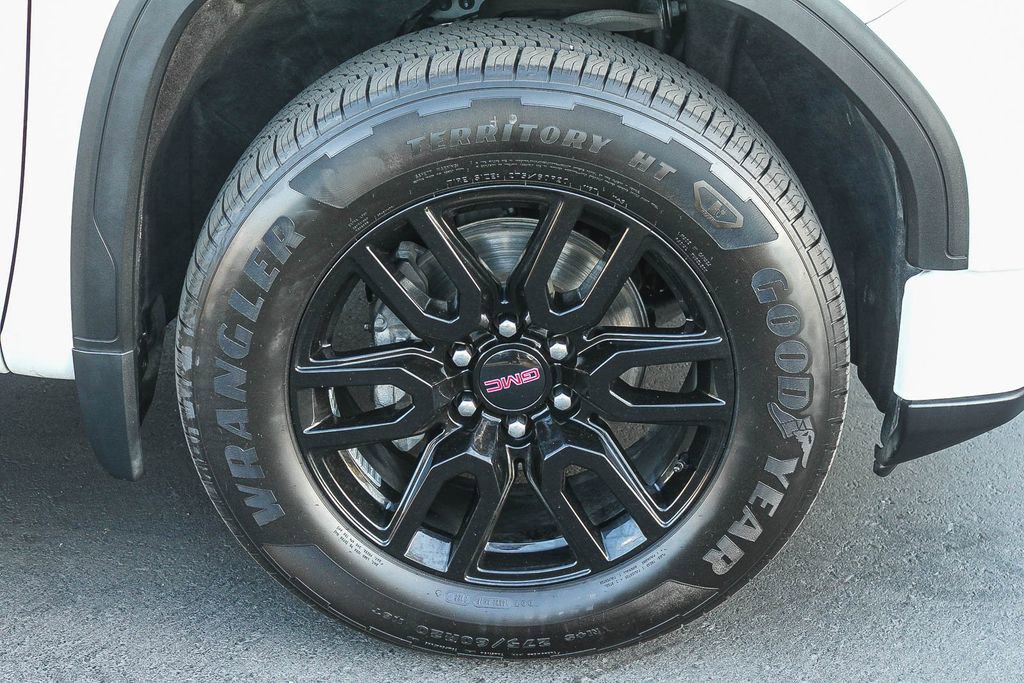 Used 2023 GMC Sierra 1500 Elevation w/ LPO, Elevation Black Package RWD image 13