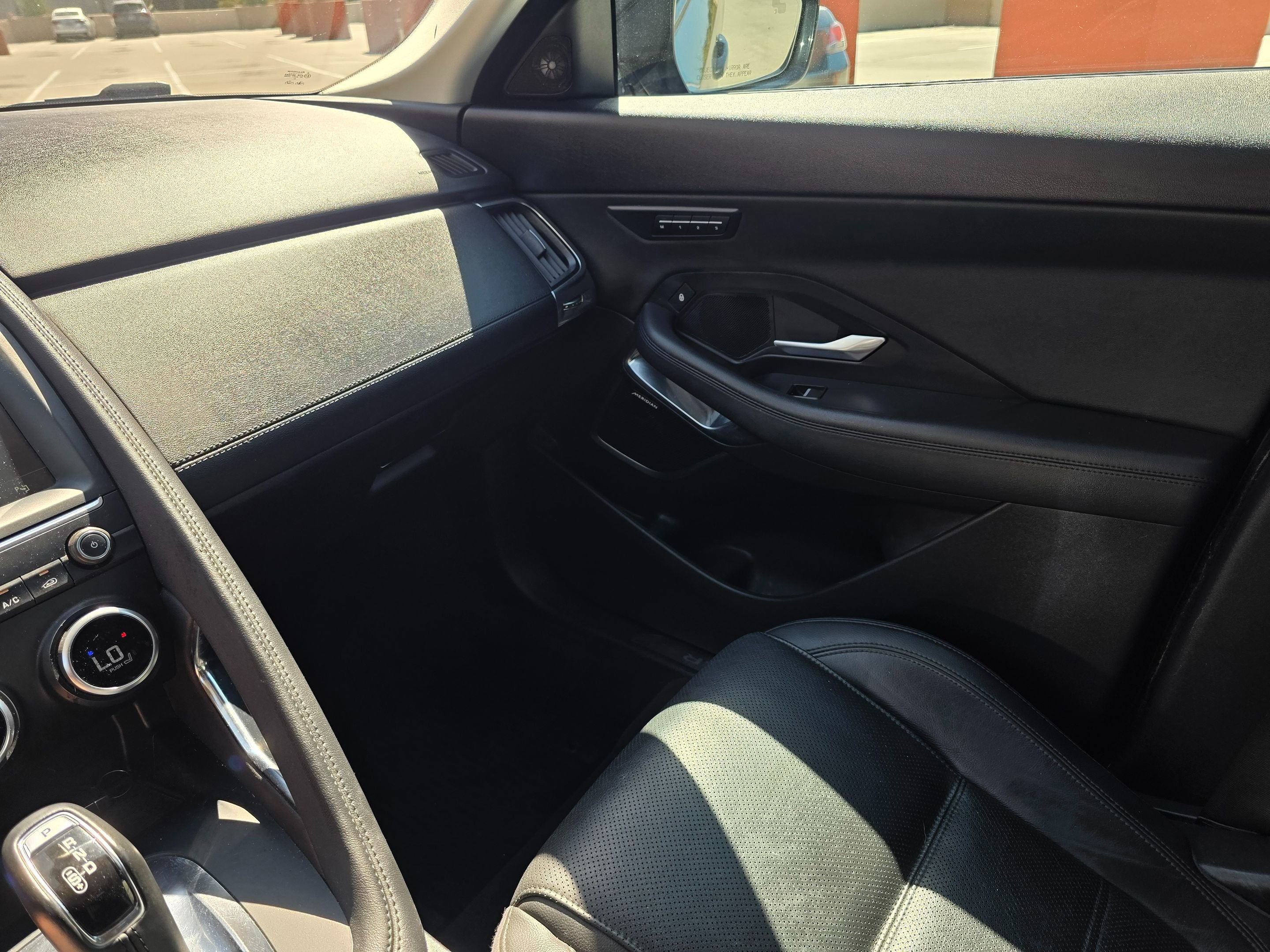 Used 2018 Jaguar E-PACE SE AWD/4WD image 37