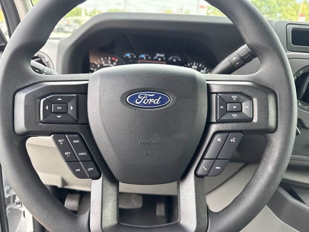 New 2026 Ford E-450 and Econoline 450 Super Duty w/ Power Equipment Group RWD image 15