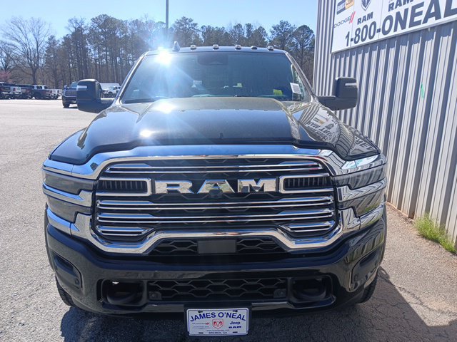 New 2026 RAM 4500 4x4 Crew Cab DRW w/ Laramie Trim Package image 12