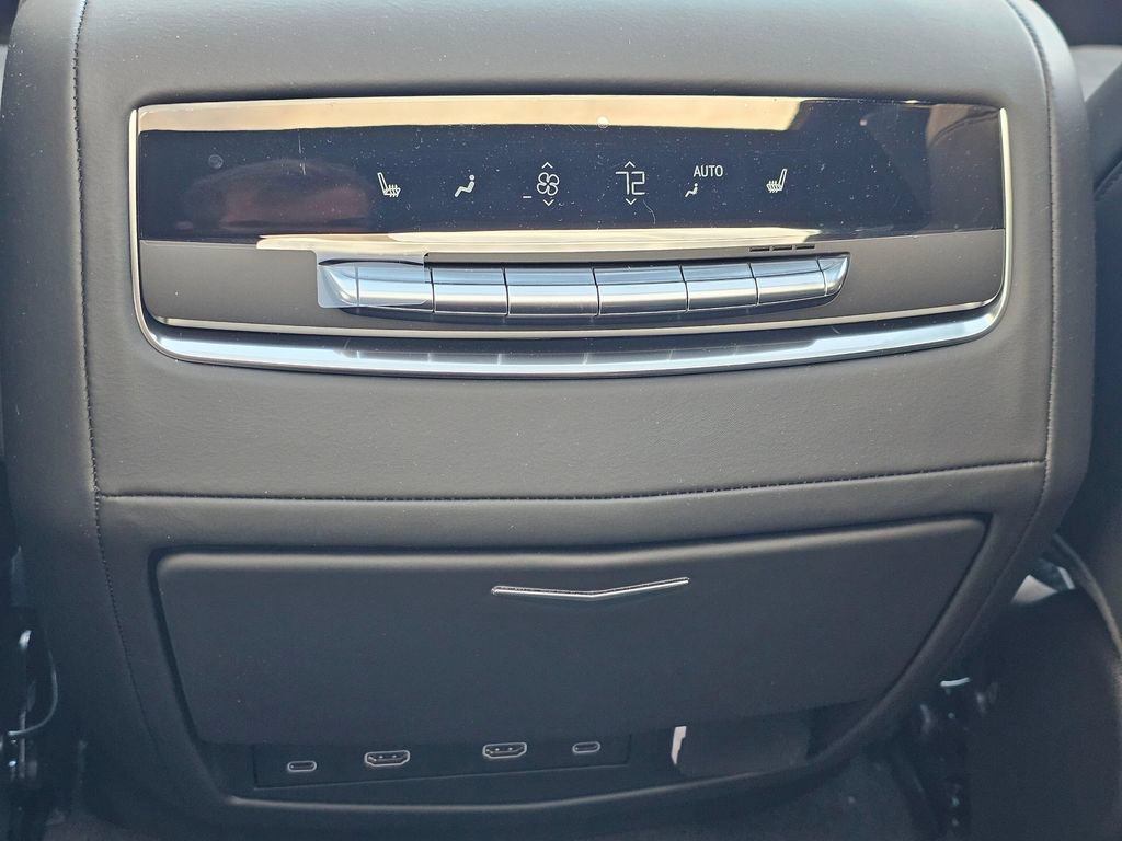 New 2026 Cadillac Escalade Platinum Sport AWD/4WD image 19