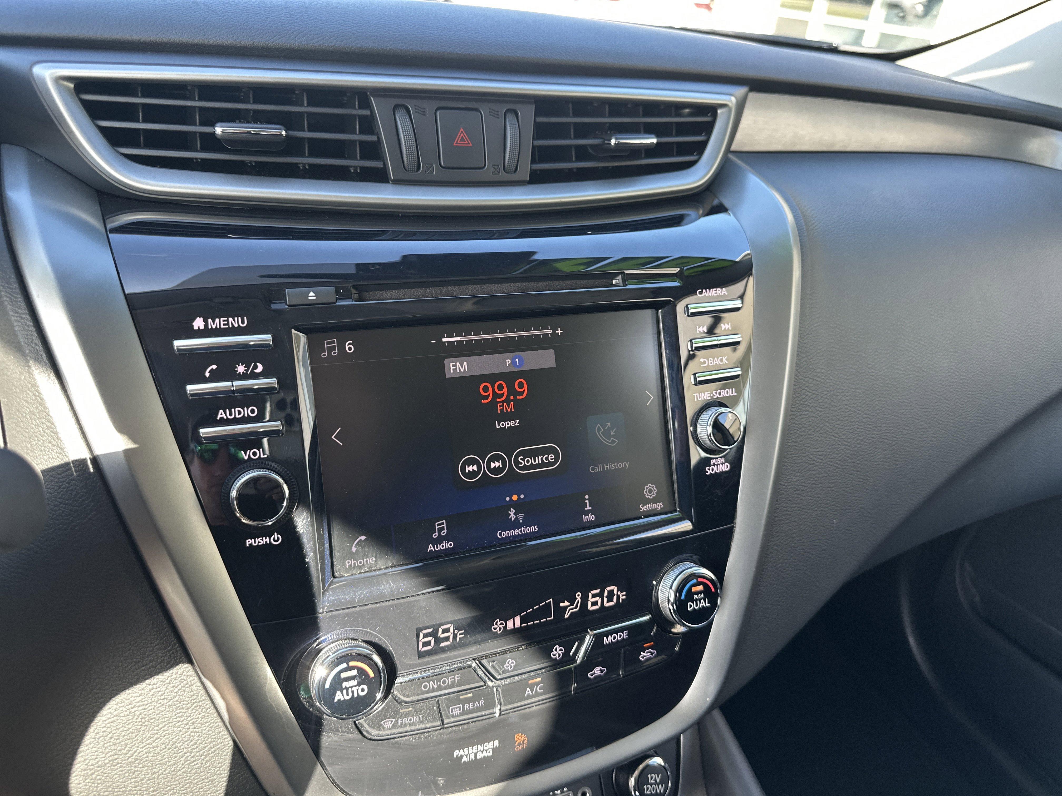 Used 2024 Nissan Murano SV w/ SV Midnight Edition Package AWD/4WD image 17