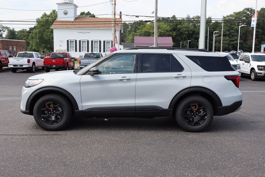 New 2027 Ford Explorer Tremor w/ Tremor Convenience Package AWD/4WD image 17