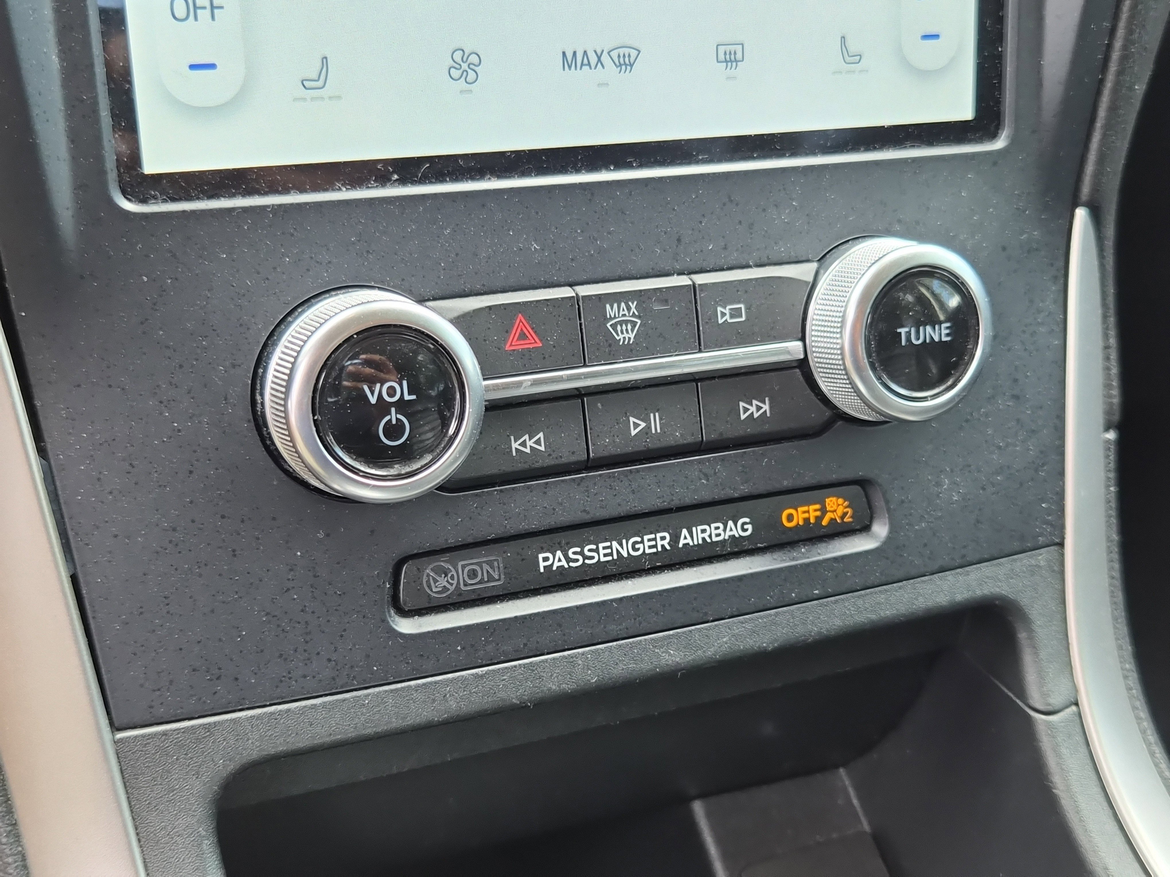 Used 2023 Ford Edge SEL image 30
