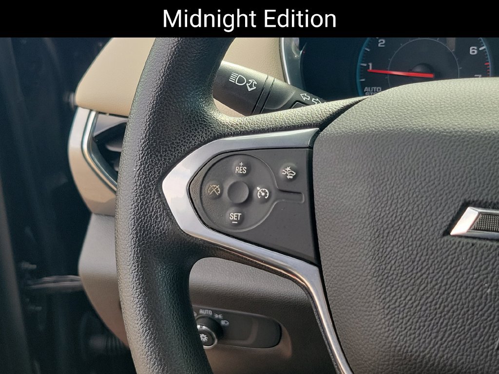 Used 2022 Chevrolet Traverse LS w/ Midnight/Sport Edition AWD/4WD image 12