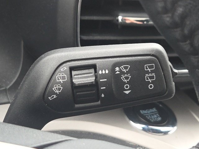 Used 2023 Ford Explorer XLT w/ Equipment Group 202A AWD/4WD image 44