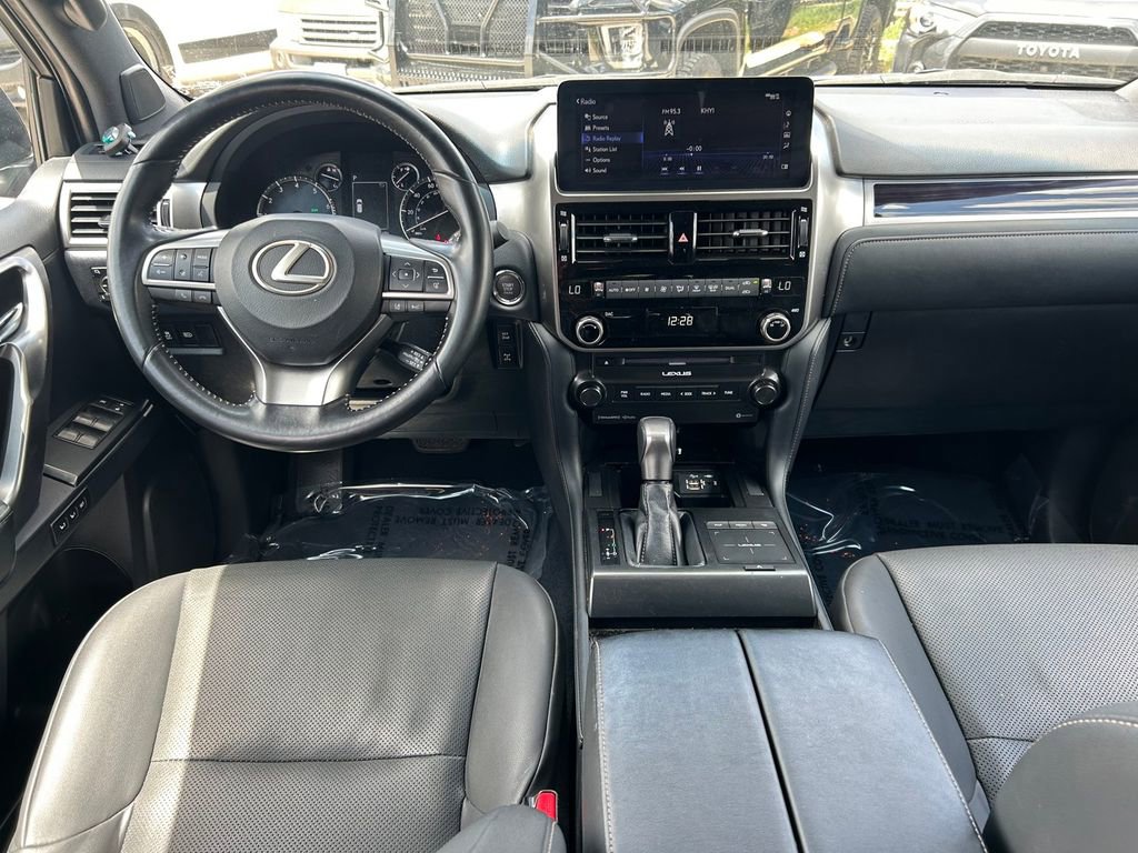 Used 2023 Lexus GX 460 AWD/4WD image 18