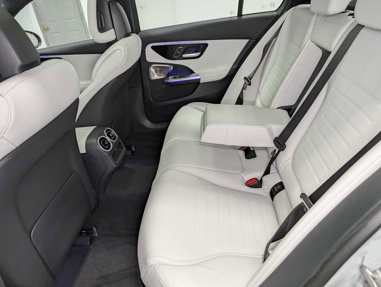 New 2026 Mercedes-Benz C 300 4MATIC Sedan image 21