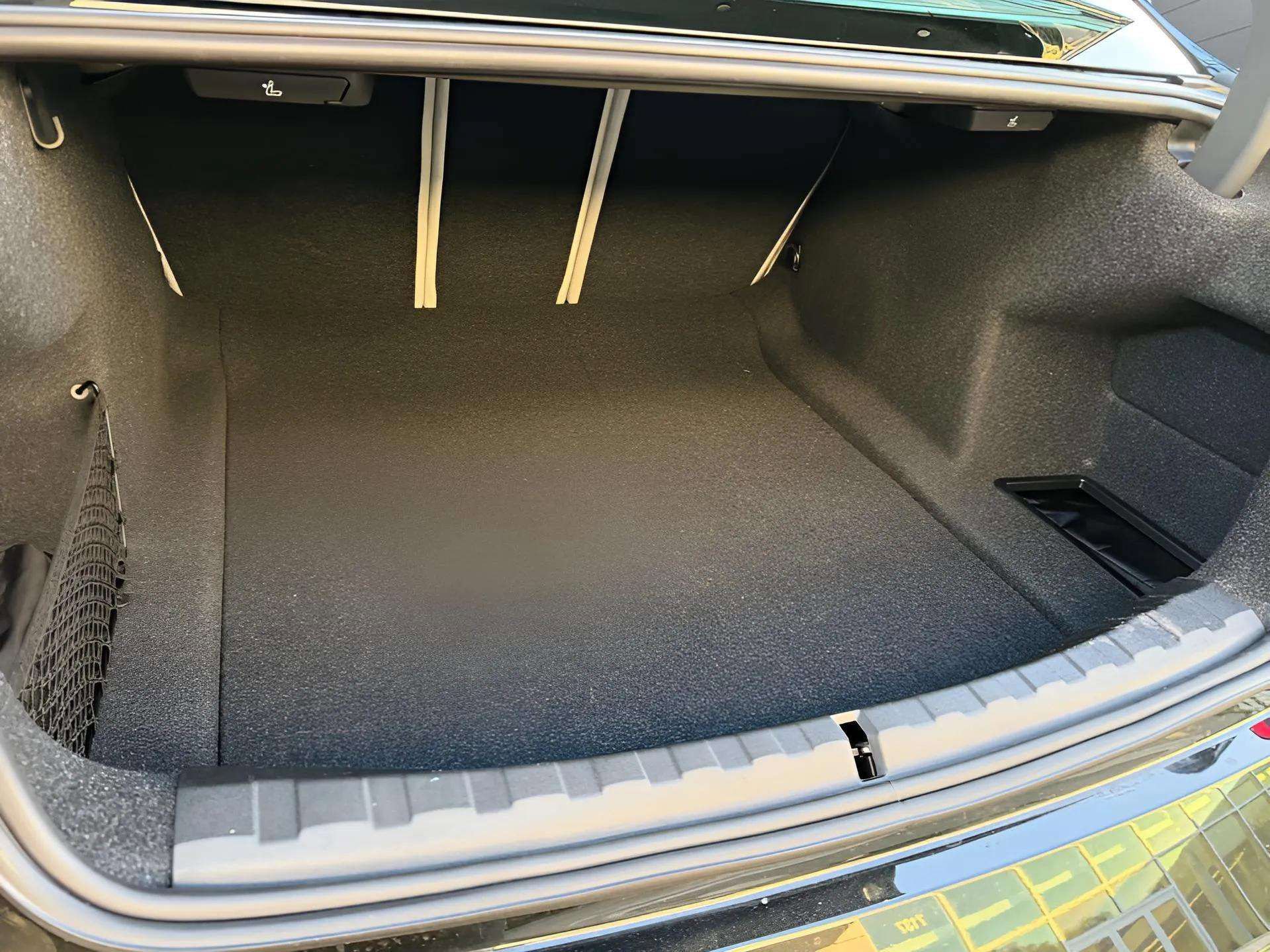 Used 2025 BMW M3 Competition image 19