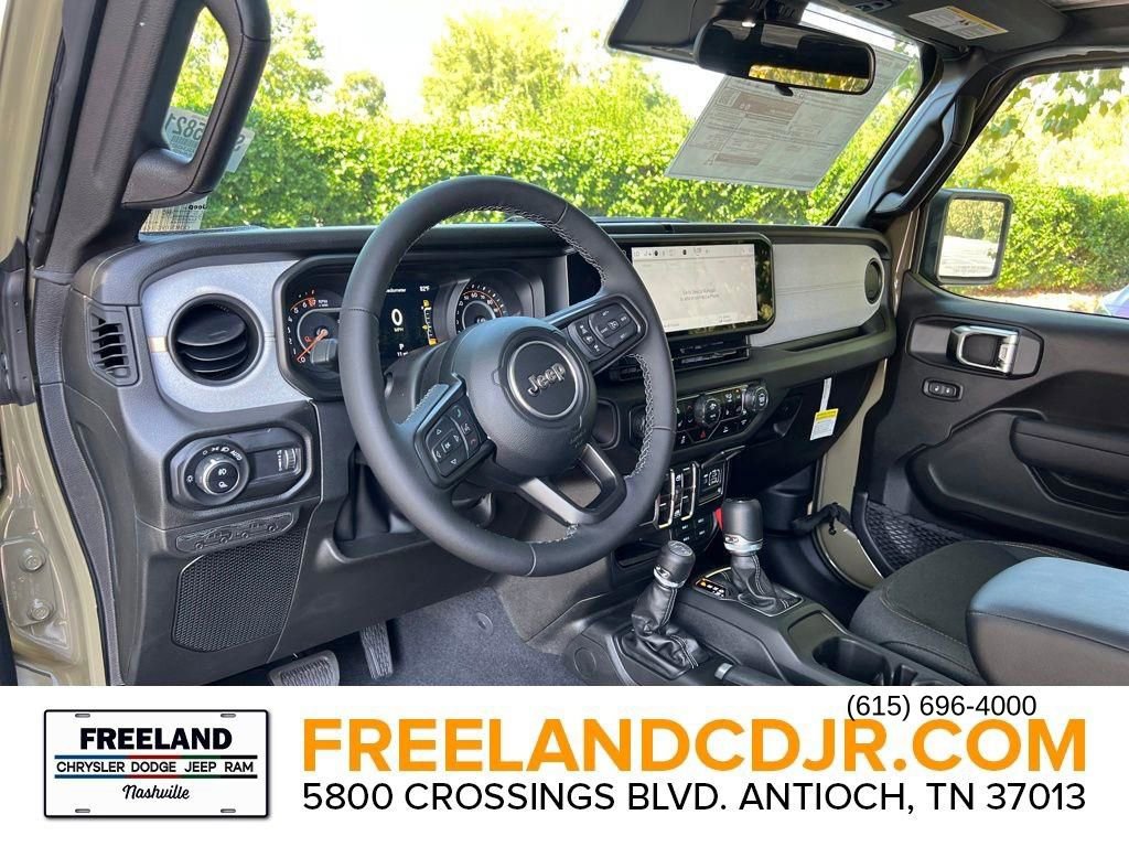 New 2025 Jeep Gladiator Sport AWD/4WD image 18