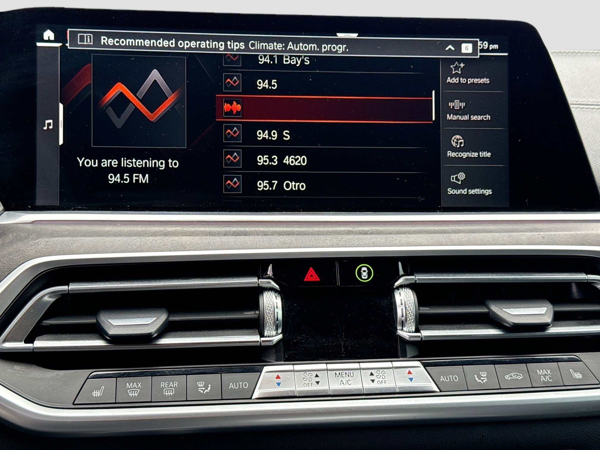 Used 2022 BMW X5 xDrive40i AWD/4WD image 32