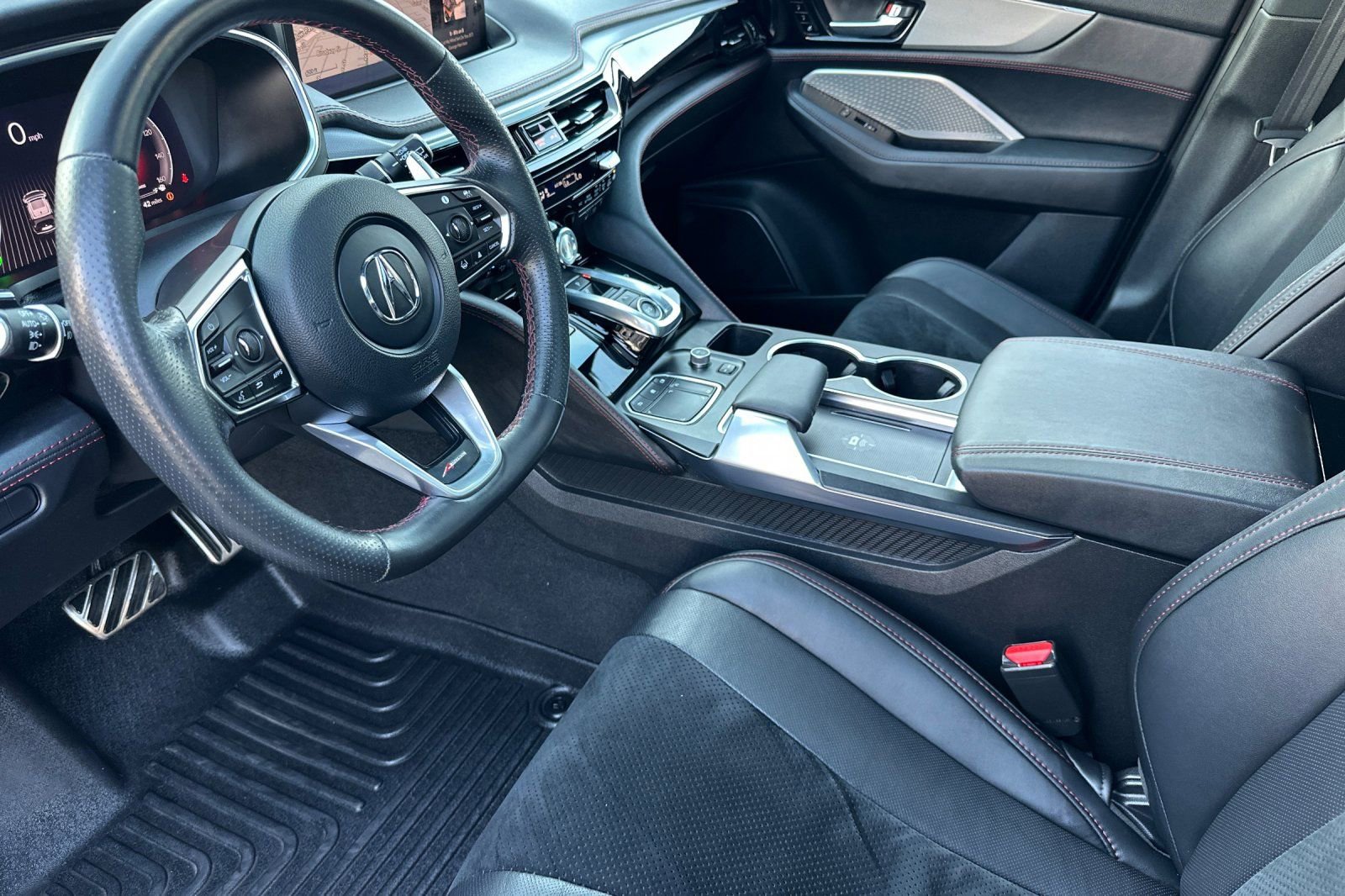 Used 2024 Acura MDX A-Spec image 7