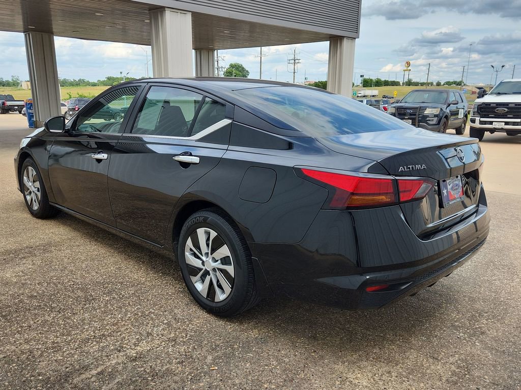 Used 2024 Nissan Altima 2.5 S FWD image 20