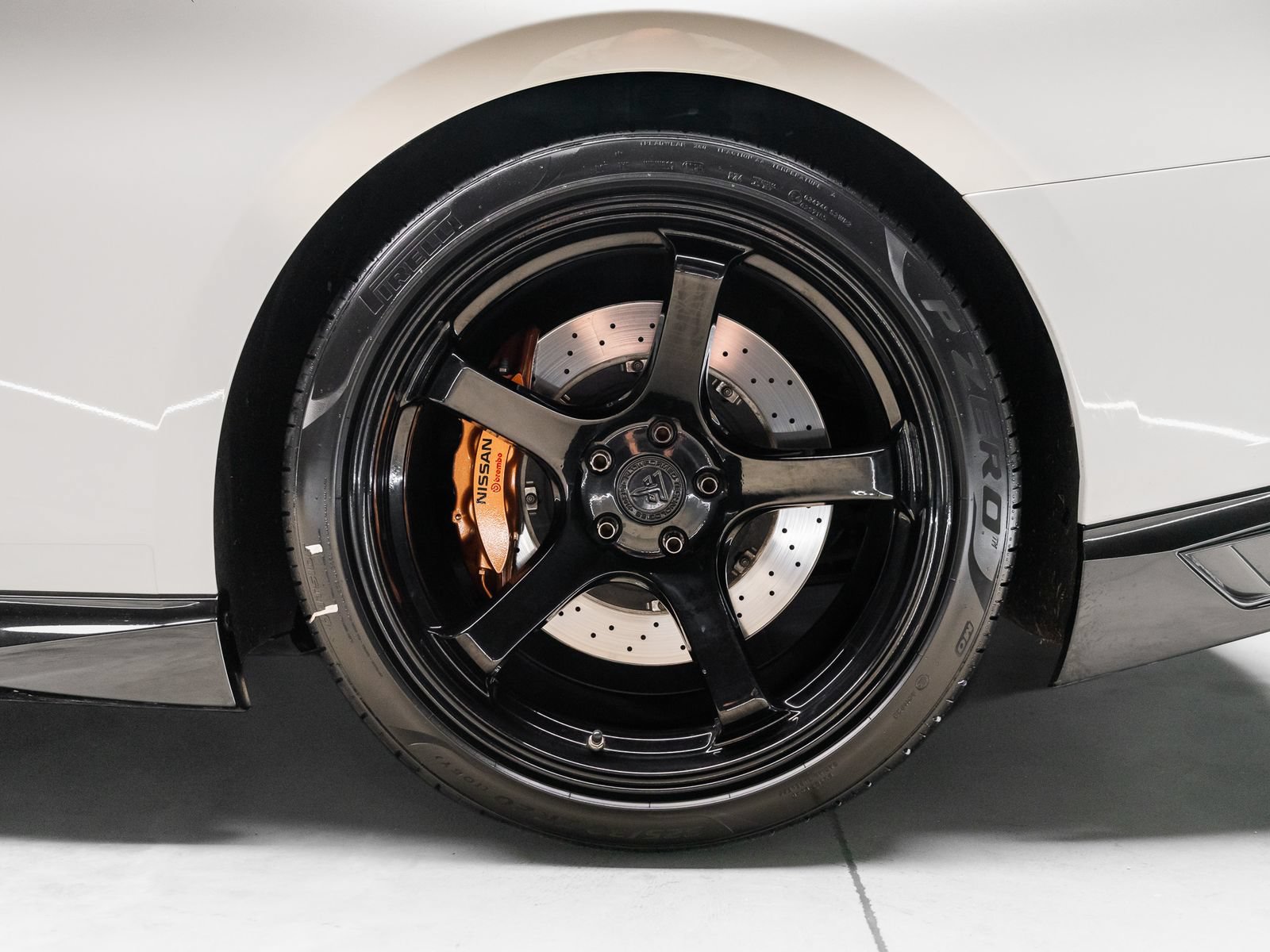 Used 2021 Nissan GT-R Premium AWD/4WD image 44