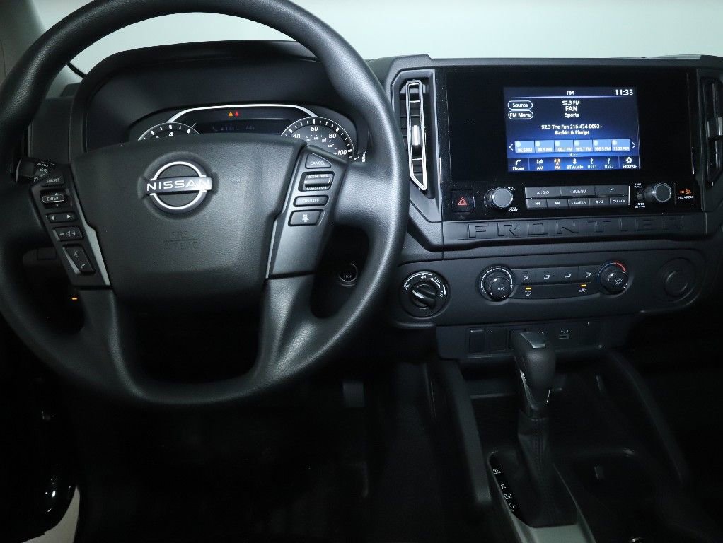 Certified 2025 Nissan Frontier S image 27