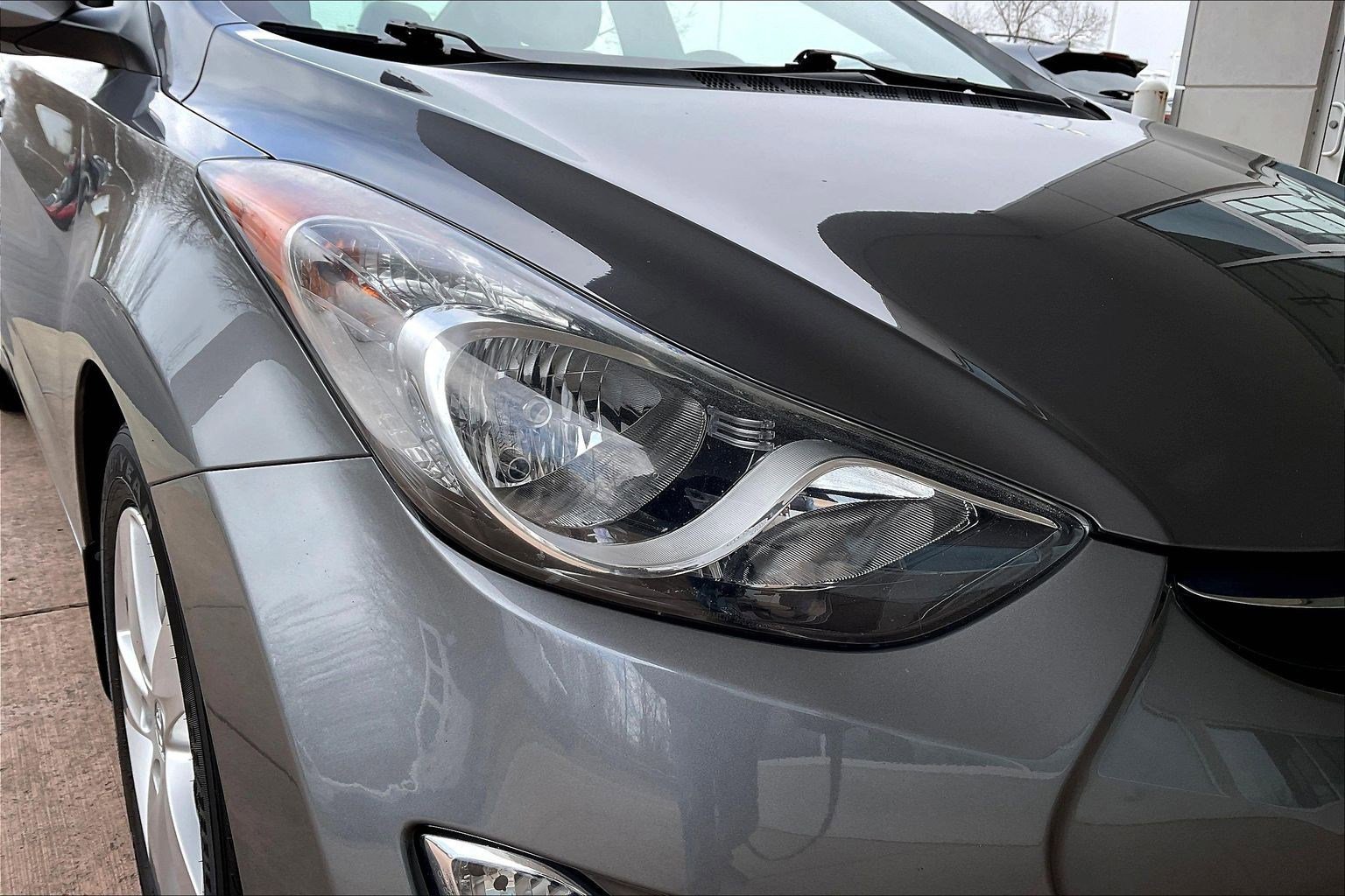 Used 2013 Hyundai Elantra GLS w/ Preferred Pkg image 28