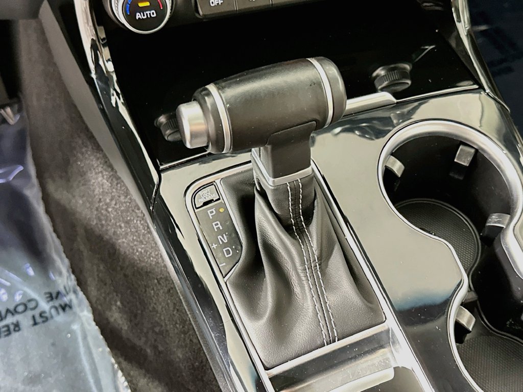 Used 2019 Kia Stinger Premium RWD image 19