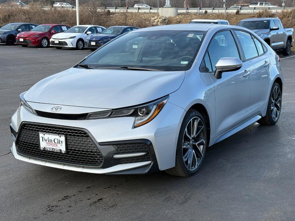 Certified 2022 Toyota Corolla SE w/ Carpet Mat Package (TMS) image 9