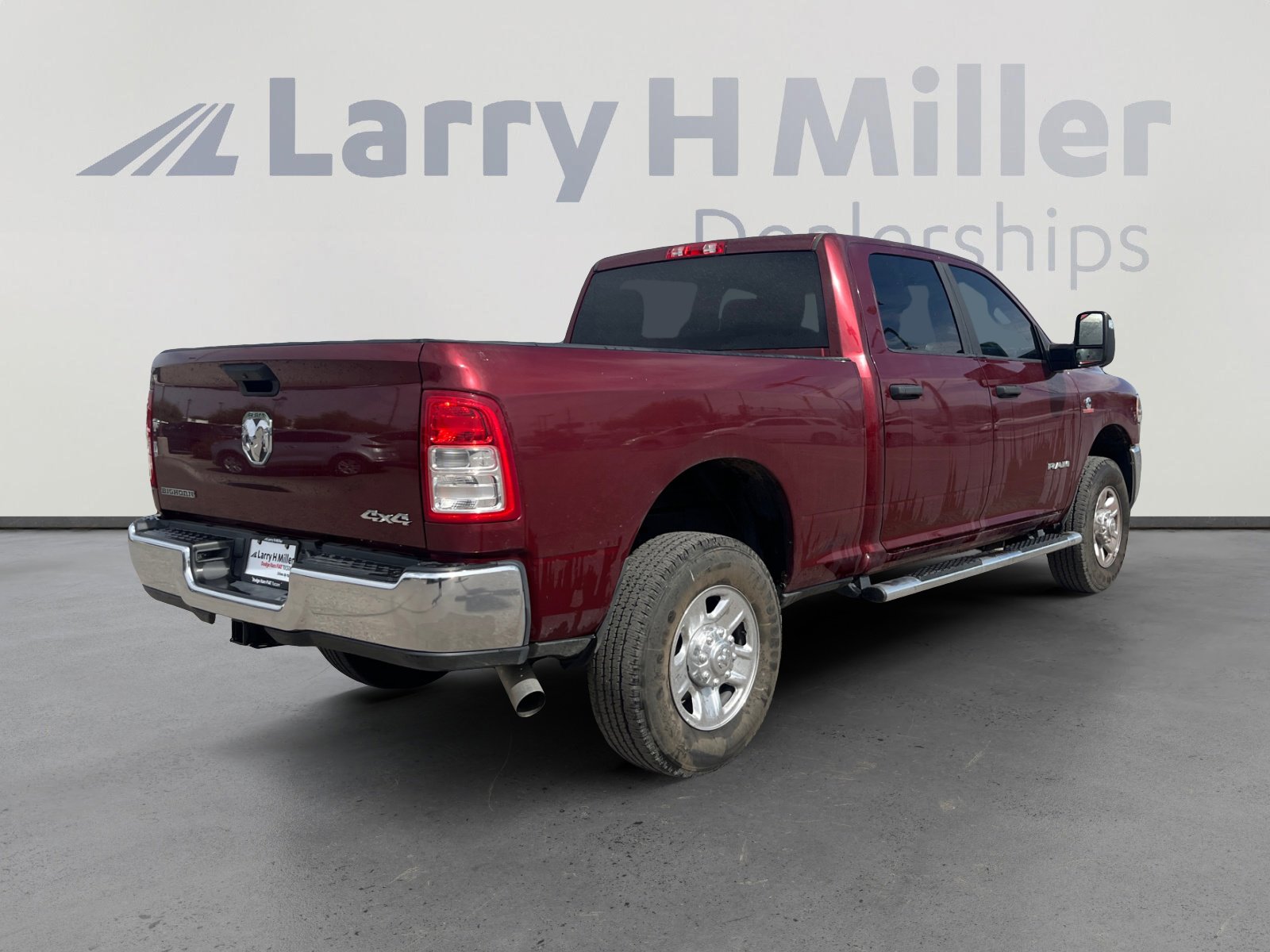 Used 2024 RAM 2500 Big Horn w/ Cold Weather Group AWD/4WD image 5